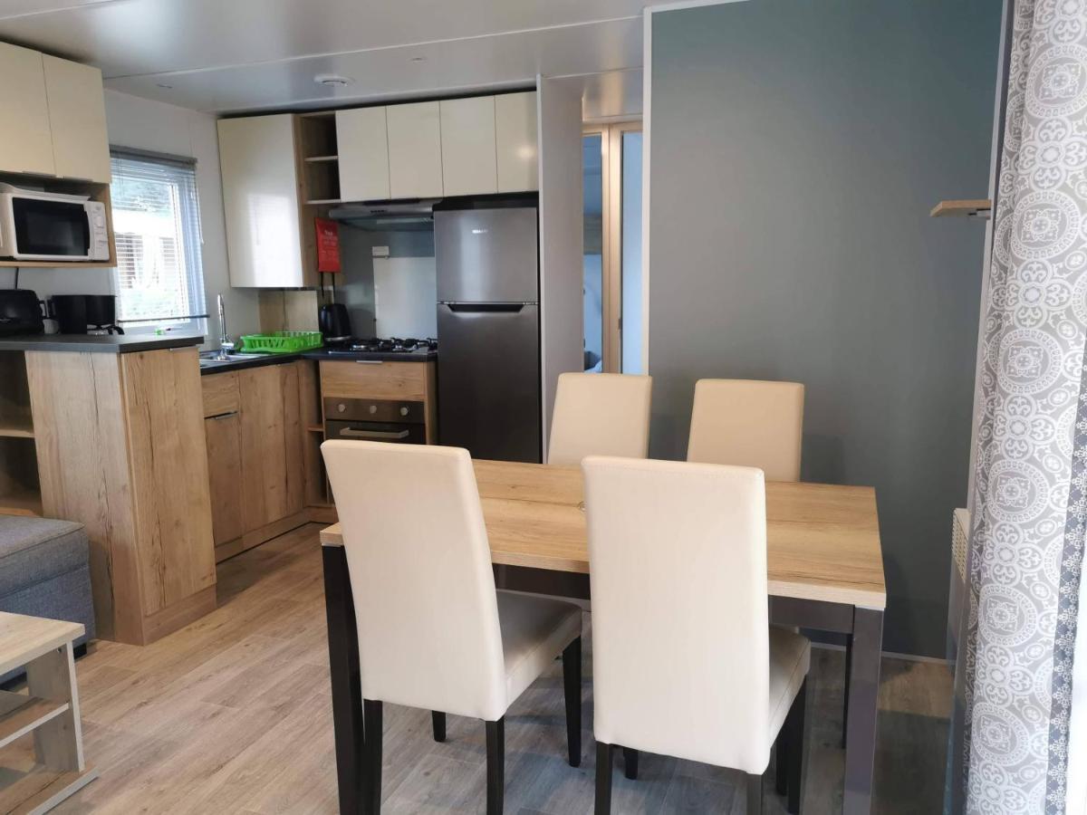 Mobil Luxe 3 Climatise En Roussillon Campsite *
