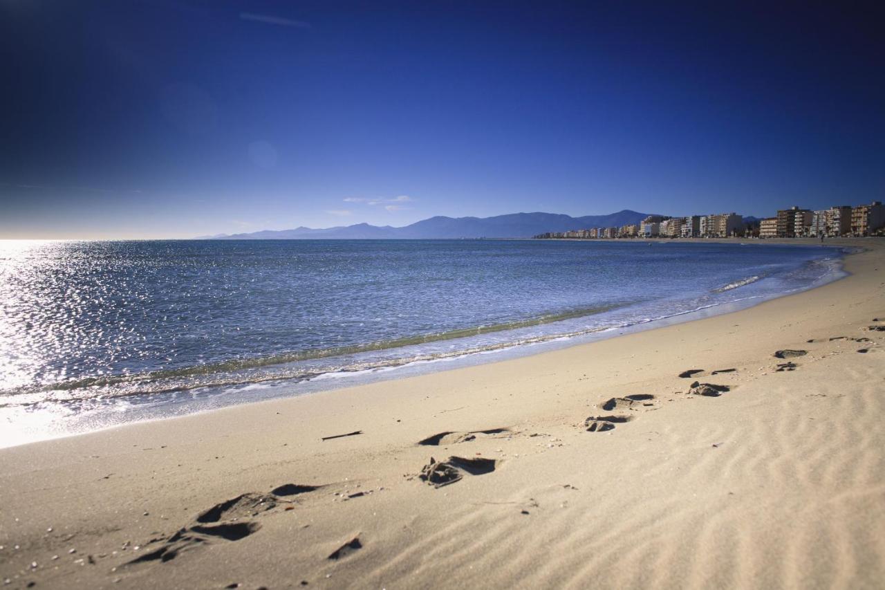 Campsite Mobil Luxe 3 Climatise En Roussillon Canet-en-Roussillon