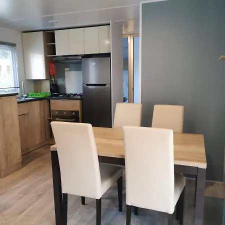 Mobil Home Luxe 3 Chambres Climatise Canet En Roussillon Exterior photo